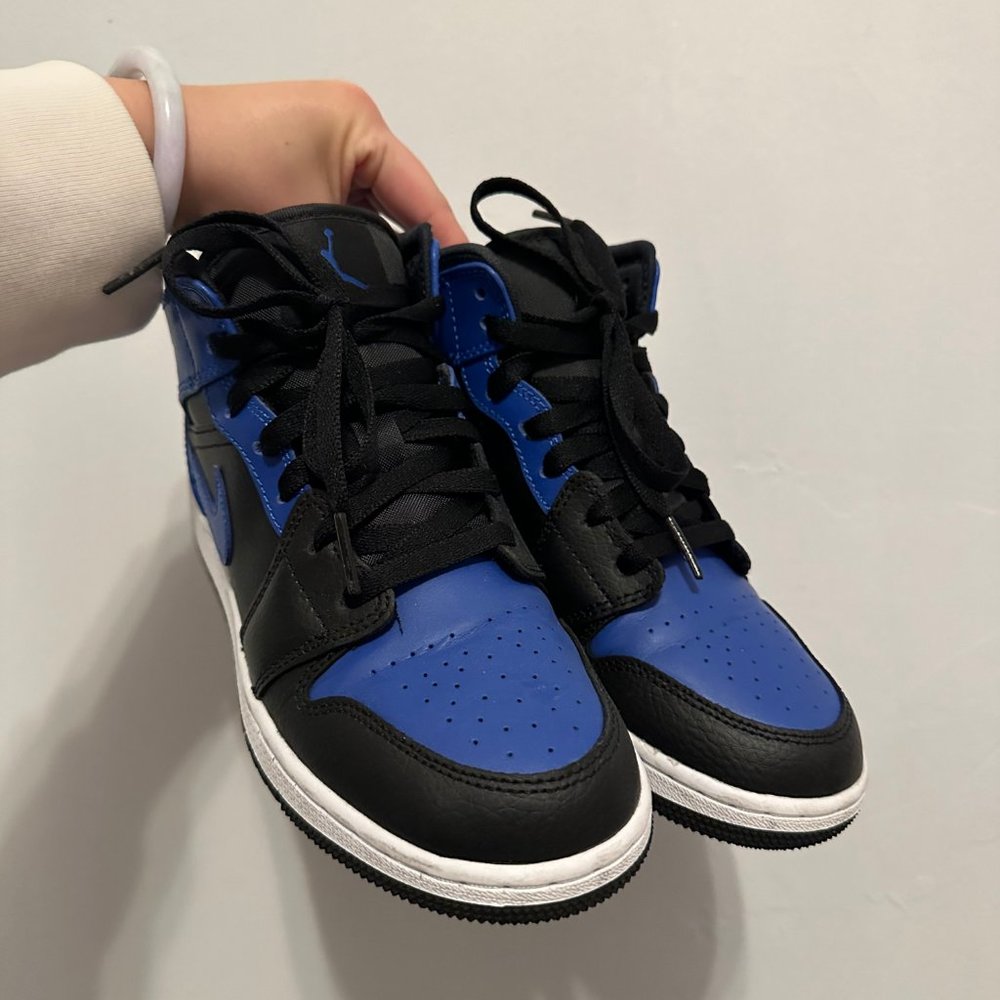 Jordan 1 Mid Hyper Royal (GS) 4Y